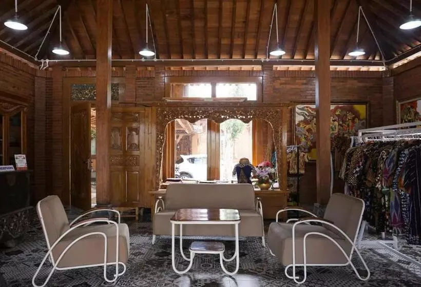 Hotelli Kampoeng Joglo Boutique
