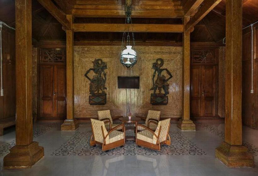 فندق Kampoeng Joglo Boutique