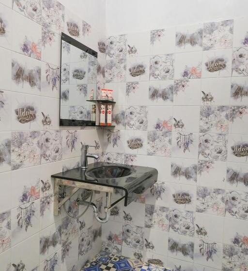 فندق Kampoeng Joglo Boutique