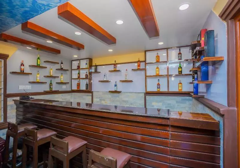 Oyo 253 Hotel Pinnacle