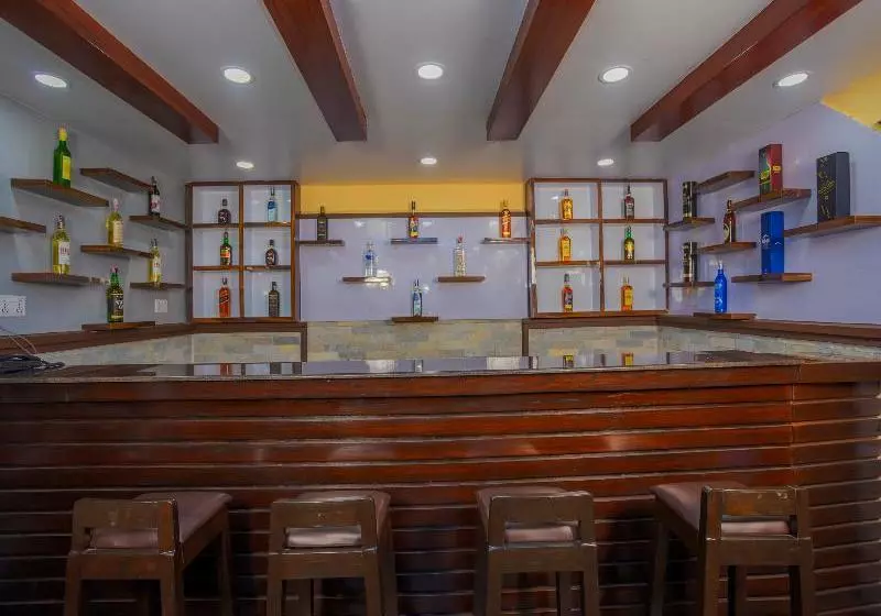 Oyo 253 Hotel Pinnacle