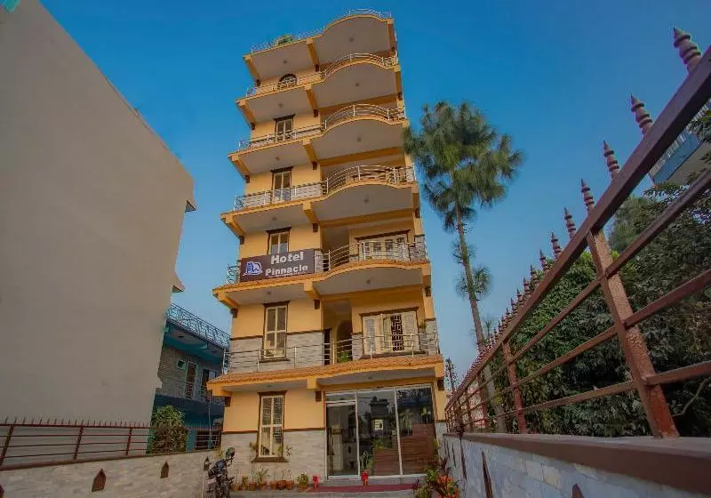 Oyo 253 Hotel Pinnacle