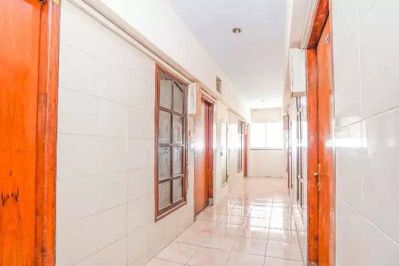 ホテル Oyo 164 Ang's Residence