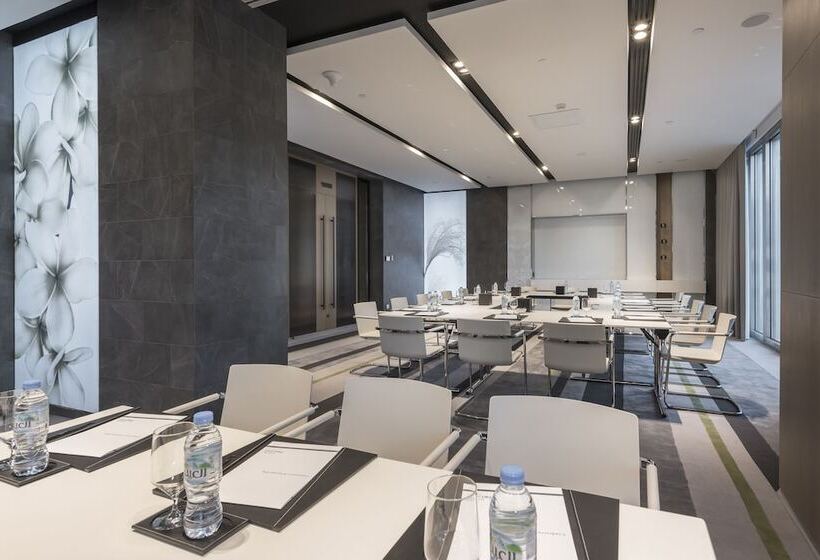 Hotel Al Bandar Rotana – Dubai Creek