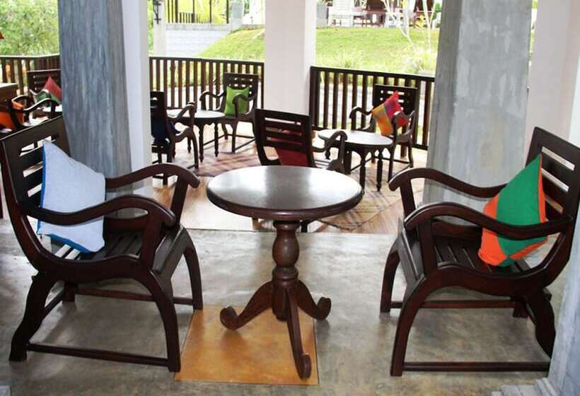 فندق Fort Edge Retreat