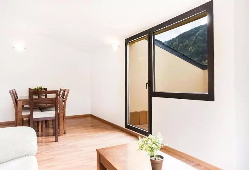 Vista Tarter Apartments