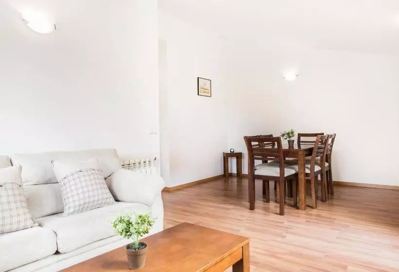 Vista Tarter Apartments