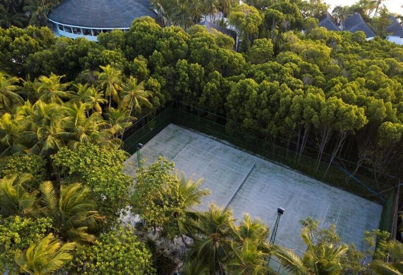 هتل Dreamland Maldives Resort