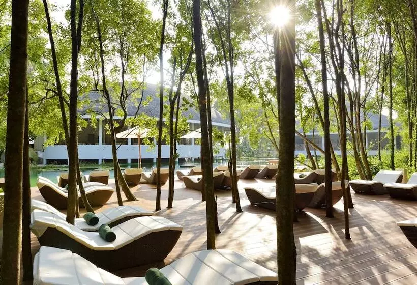 هتل Dreamland Maldives Resort