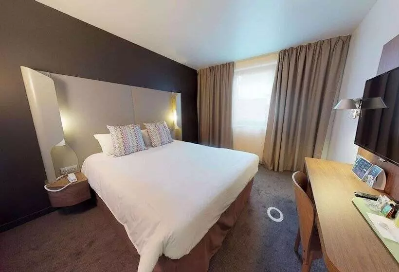 ホテル Campanile Fontainebleau