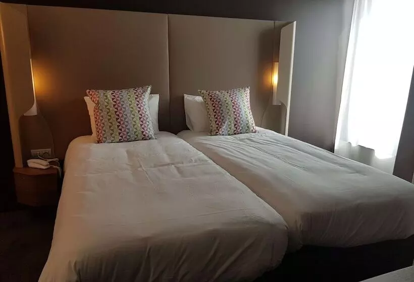 ホテル Campanile Fontainebleau