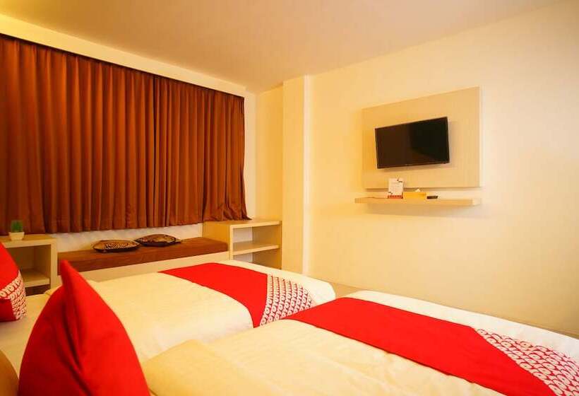 هتل Capital O 166 Princess