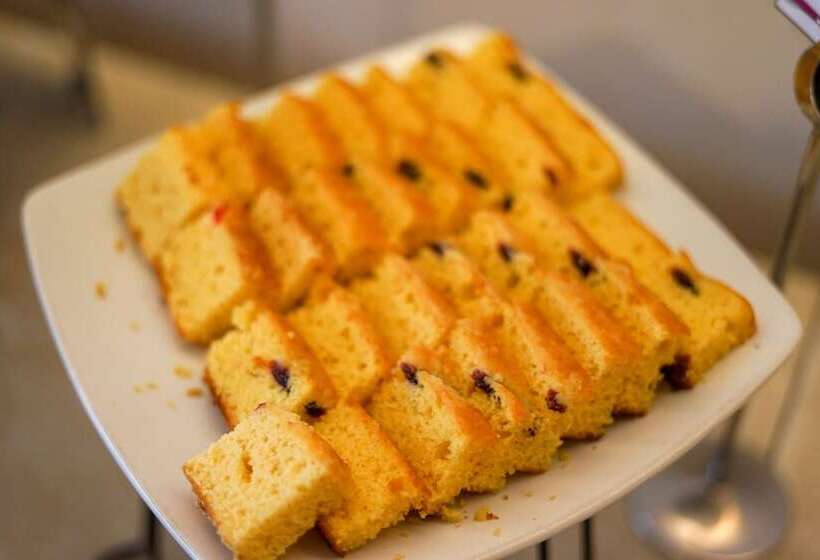 هتل Capital O 166 Princess