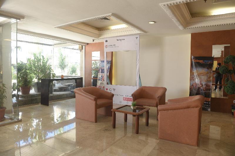 هتل Capital O 166 Princess