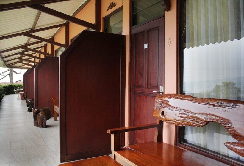 Hotel Oyo 209 Permata Hati Resort & Organic Farm