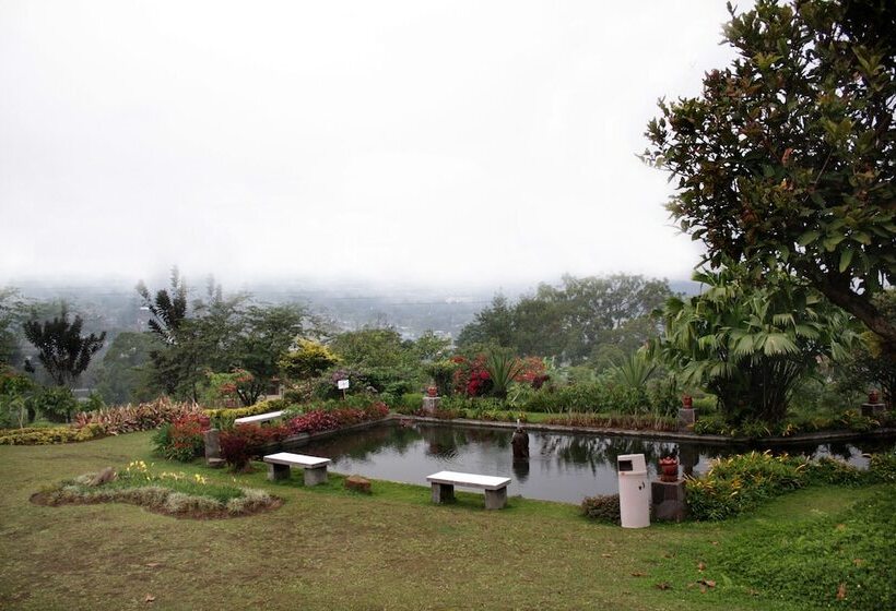 Hotel Oyo 209 Permata Hati Resort & Organic Farm