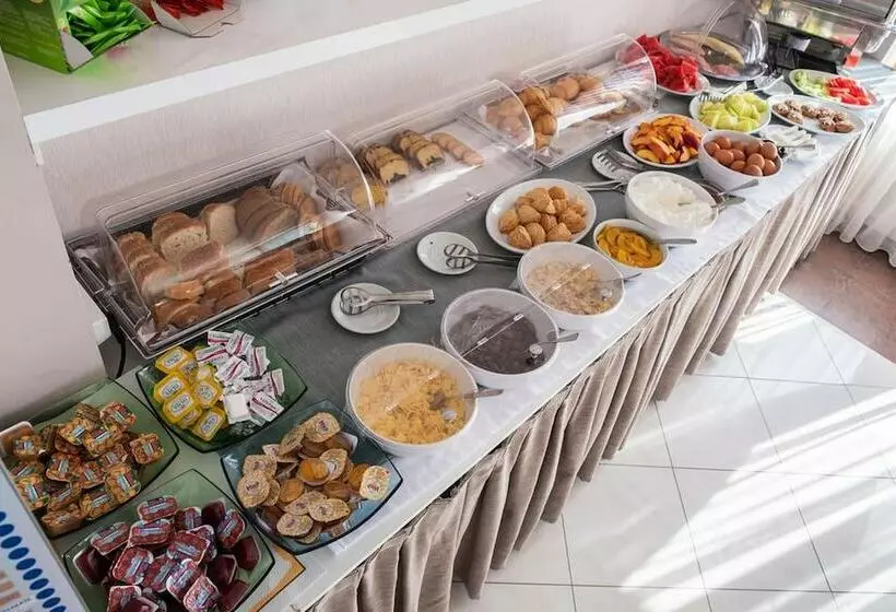 Mary Hotel & Mary Royal Suites