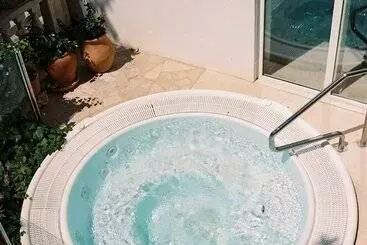 酒店 Bon Sol Resort & Spa