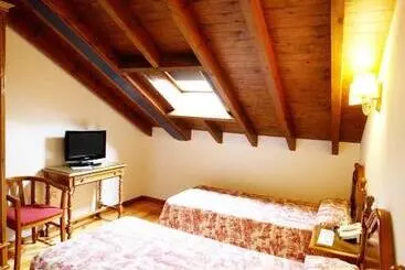 فندق Puente Romano