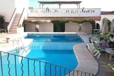 فندق Del Almirante