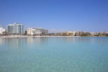 Universal Hotel Perla