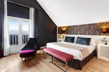 Hotel Catalonia Reina Victoria