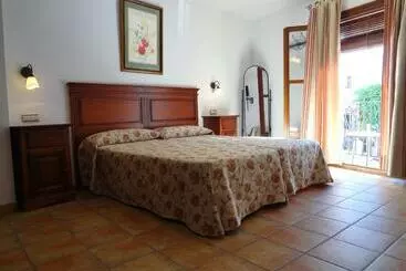 Apartamentos Rurales Poqueira