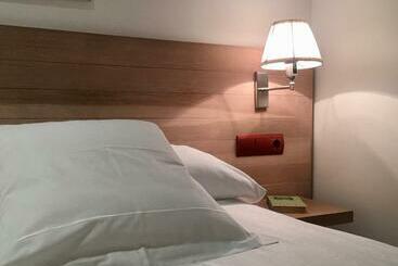 Отель Valdecoro