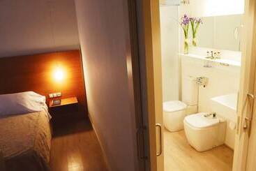 هتل El Balneario De Tus