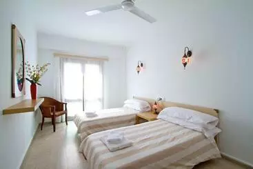Hotel Hostal Paris