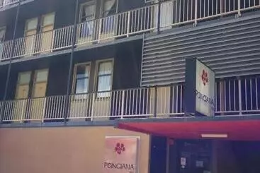 هتل Darwin Poinciana Inn