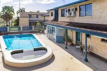 هتل Gladstone Palms Motor Inn