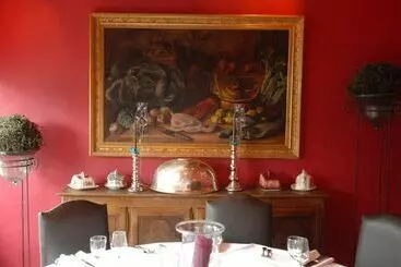 هتل Jean De Boheme