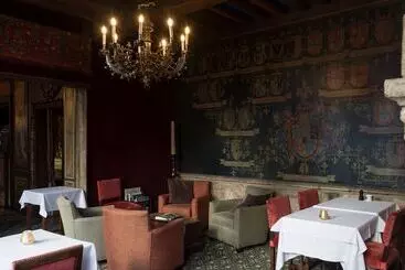 レジデンス Duc De Bourgogne