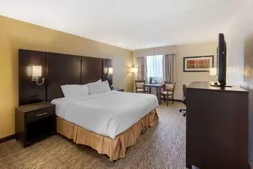 酒店 Best Western Plus Mariposa Inn & Conference Centre