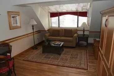 فندق Clock Tower