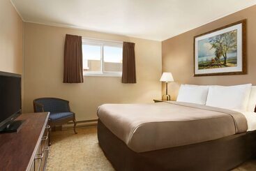 هتل Travelodge By Wyndham Kenora