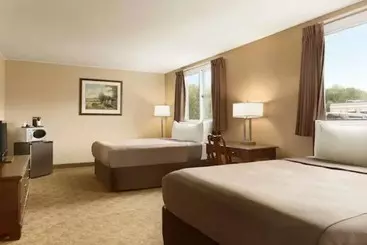 هتل Travelodge By Wyndham Kenora