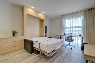 בית מלון כפרי Universel, Centre De Congres Riviereduloup