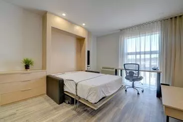 فندق Universel, Centre De Congres Riviereduloup