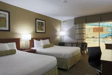 Superior Inn Hotel And Conference Centre Thunder Bay