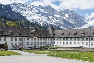 فندق Bellevueterminus  Urban Lifestyle