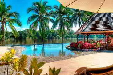 فندق Tortuga Lodge & Gardens By Böëna