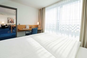 Отель Dorint Pallas Wiesbaden