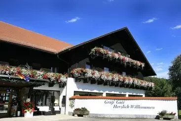 Hotelli Gut Schmelmerhof