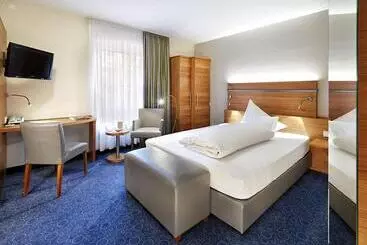 בית מלון כפרי Zum Goldenen Ochsen Am Schlossgarten