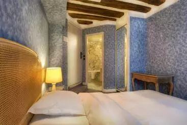 ホテル Baudelaire Opera