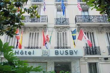 هتل Busby