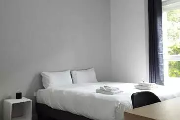 Brit Hotel L Arrivée Guingamp