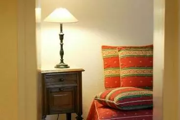 Отель Hôtel La Petite Verrerie